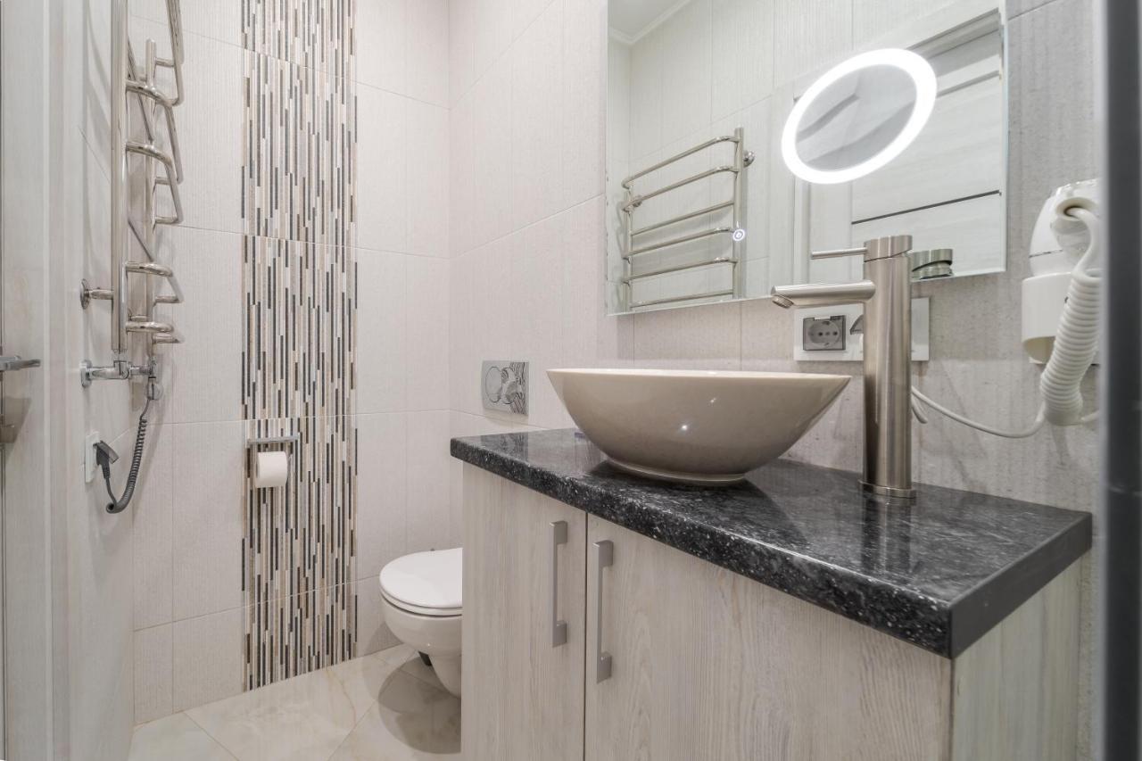 Luxury Flat In Downtown 2 Lejlighed Lviv Eksteriør billede