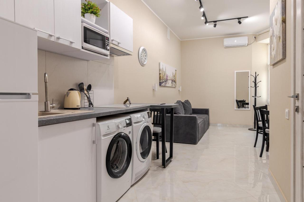 Luxury Flat In Downtown 2 Lejlighed Lviv Eksteriør billede